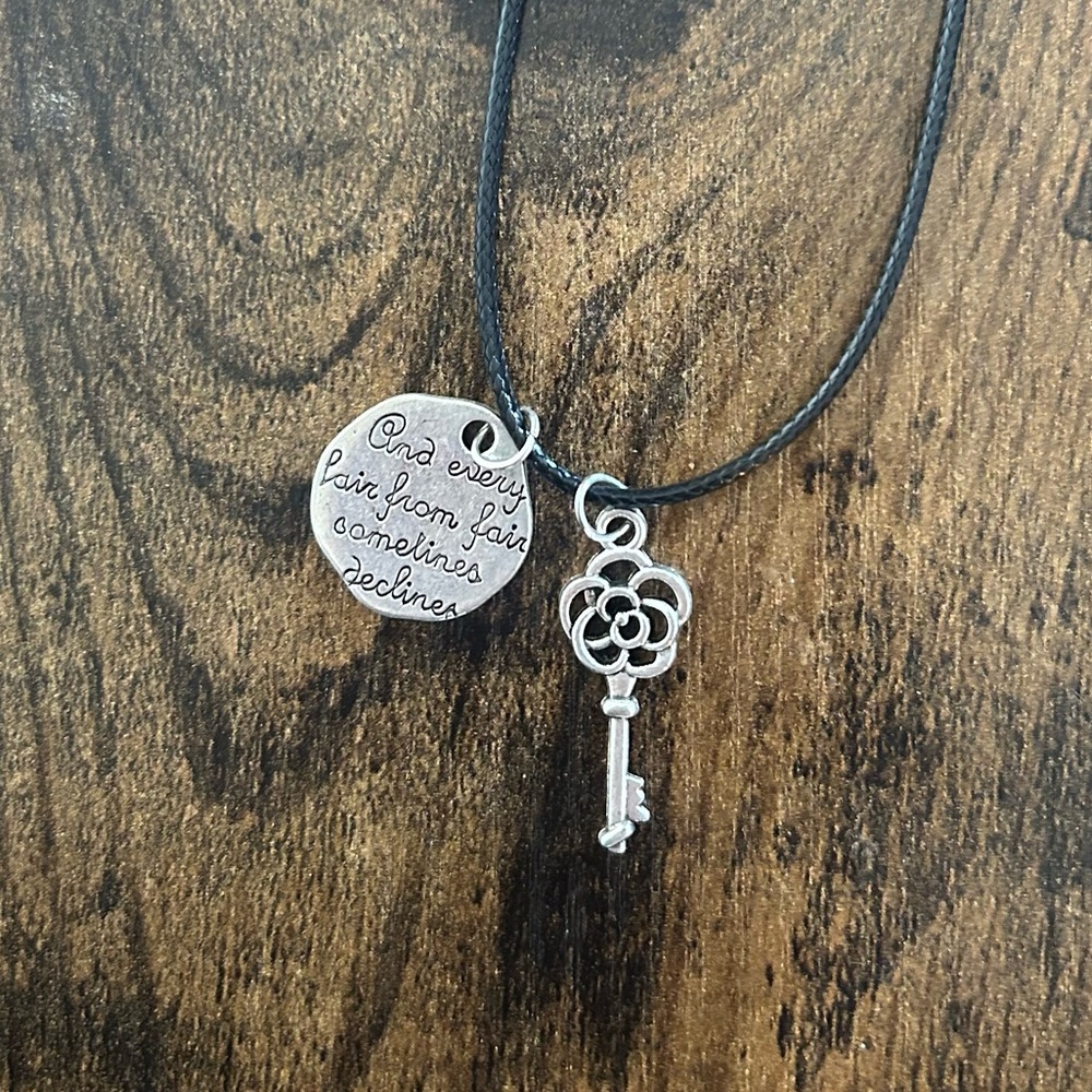 Shakespeare Necklace 🔑